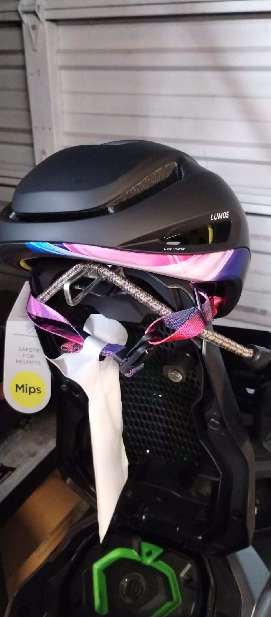 Lumos Road Bike Helmet MIPS with Magnetic Light for Adult Road and Commuter | Lightweight Ventilation, Magnetic Bike Light, OptiGrip Eyewear Dock, Ultra Aero GT MIPS Protection customer photo 1
