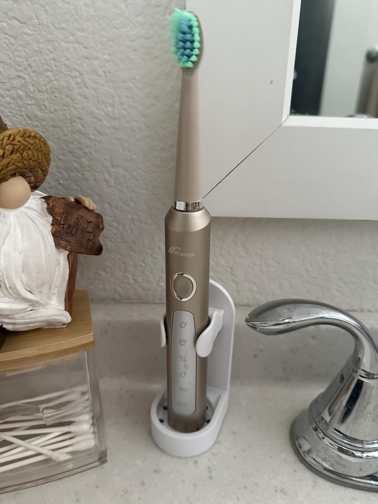 Rtauys M5 Electric Toothbrush for Adults - Sonic Electric Toothbrush for Kids and Adults with 8 Brush Heads & Travel Case, 120 Days Battery Life - Black customer photo 1