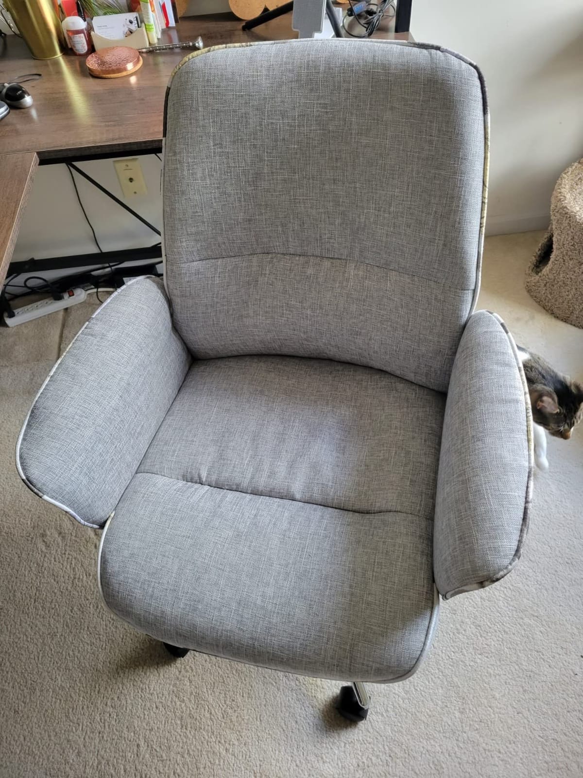 COMHOMA Mid-Back Office Chair, Ergonomic PU Desk Chair with Flip up Arms, Small Computer Gaming with Comfy Lumbar Support,Rocking Function,Sturdy Metal Base, Ink Black customer photo 1
