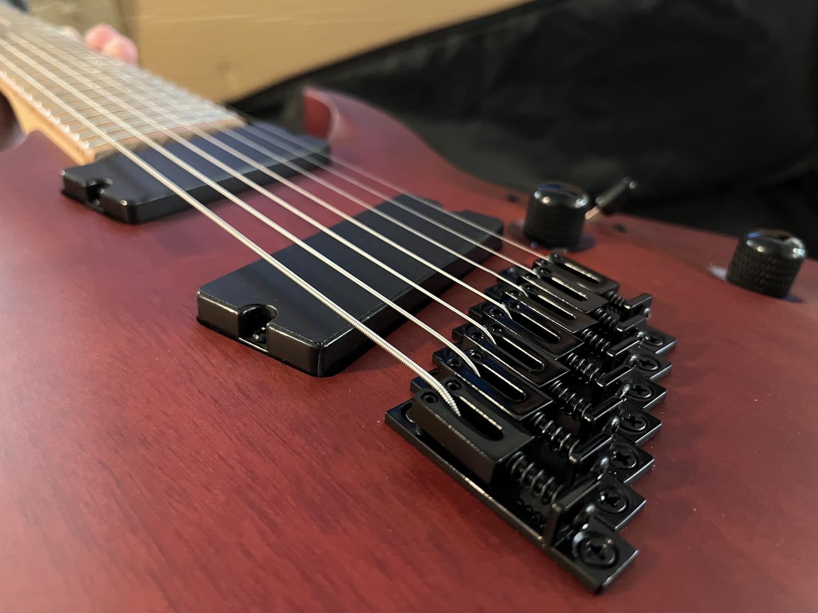 AKLOT Multi-Scale 7-String Electric Guitar: Roasted Maple Neck with String-Through Bridge Electric Guitars Kit with Okoume Body, HH Pickup, Gig Bag, Strap, Distortion Pedal, XRN-7 AD customer photo 1