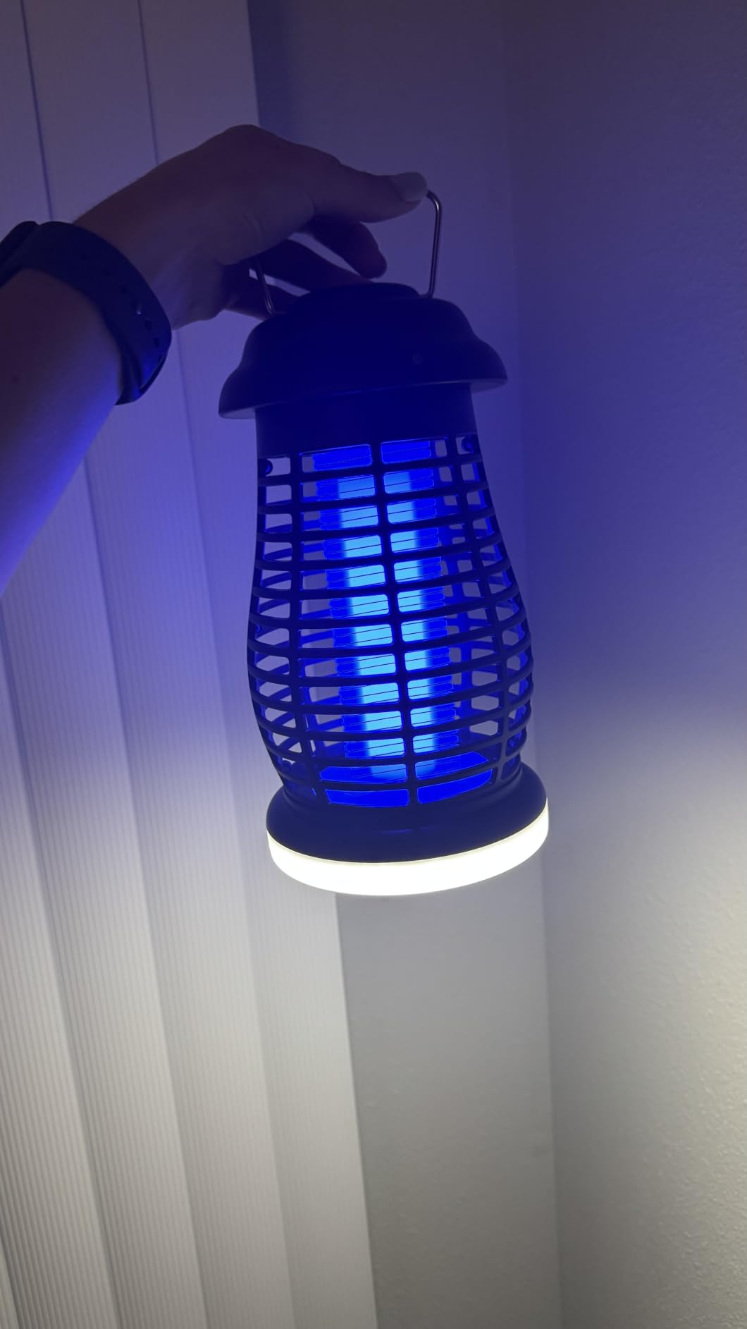 Cordless Bug Zapper Outdoor, 4200V Electric Mosquito Zapper, Fly Trap, Rechargeable Portable Fly Zapper, Waterproof Mosquito Trap Insect Killer Indoor Outdoor for Camping, Garden, Backyard, Home customer photo 1