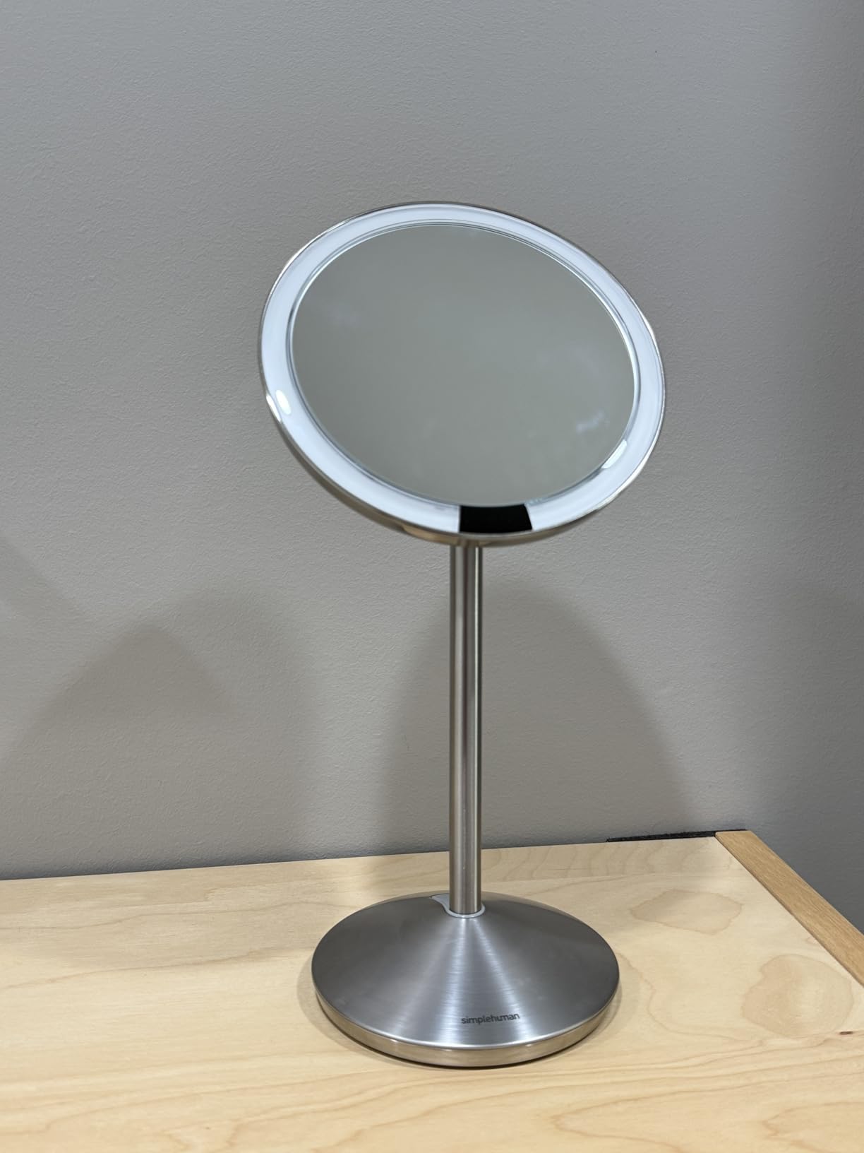simplehuman Sensor Mirror Fold, 5'' with 10X Magnification, Round Rechargeable Travel Makeup Mirror, Tru-Lux® Full-Spectrum Light, Adjustable Brightness & Height, Brushed Stainless Steel customer photo 2