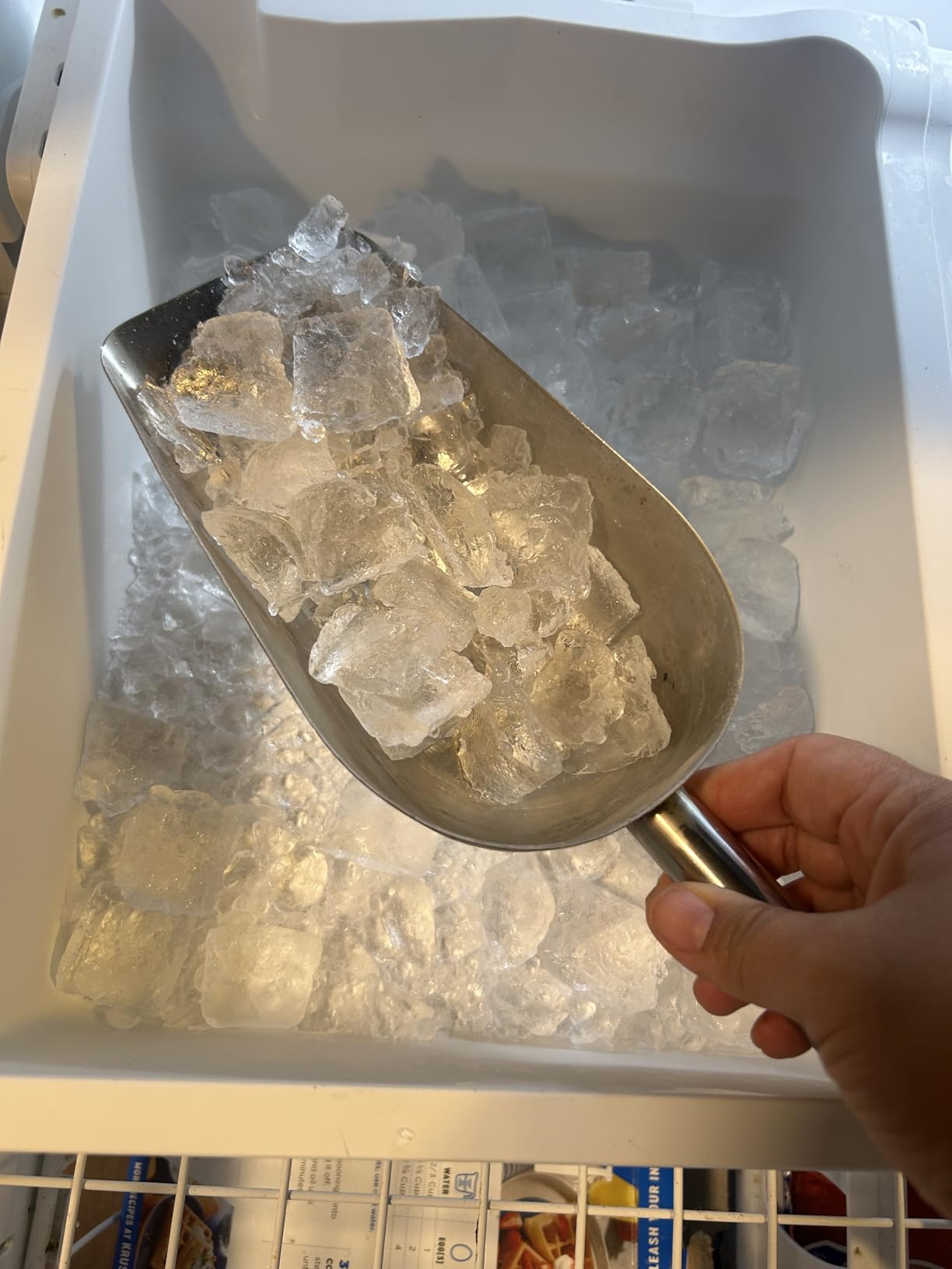 Commercial Ice Machine 250lbs/24H, 200lbs Storage, Freestanding customer photo 2