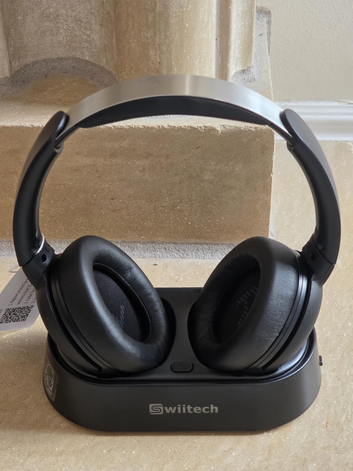 Swiitech Wireless TV Headphones with Charging Dock, 45H Playtime, Black customer photo 1