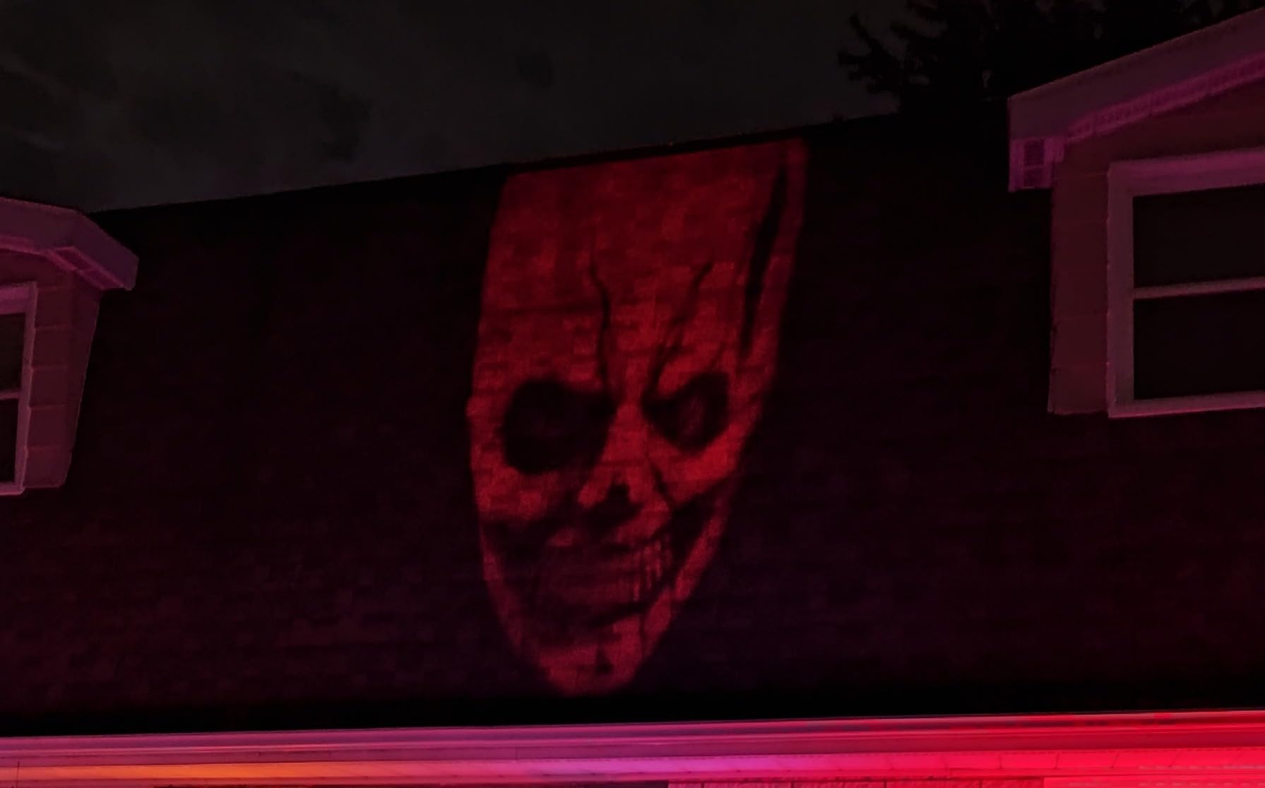 12 in 1 Halloween Projector Outdoor - 3D Dynamic Halloween Decorations,Clearer Skull/Spider/Pumpkin/Witch Cauldron HD Patterns,Holiday Lights for Window Garage Door Cover customer photo 2