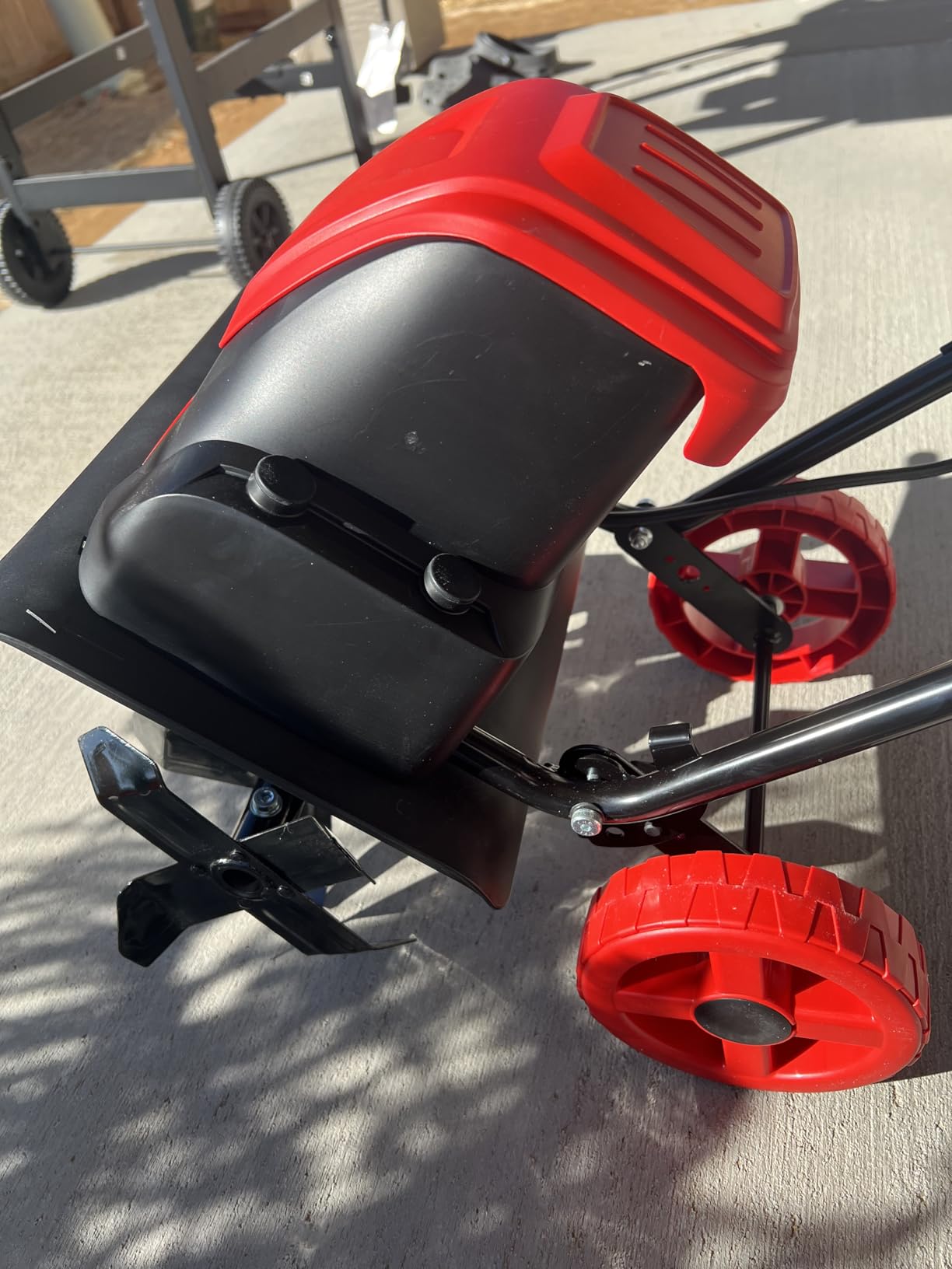 MZK 12-Inch 10.5A Electric Tiller Cultivator,Garden Rototiller 8-Inch Depth customer photo 2