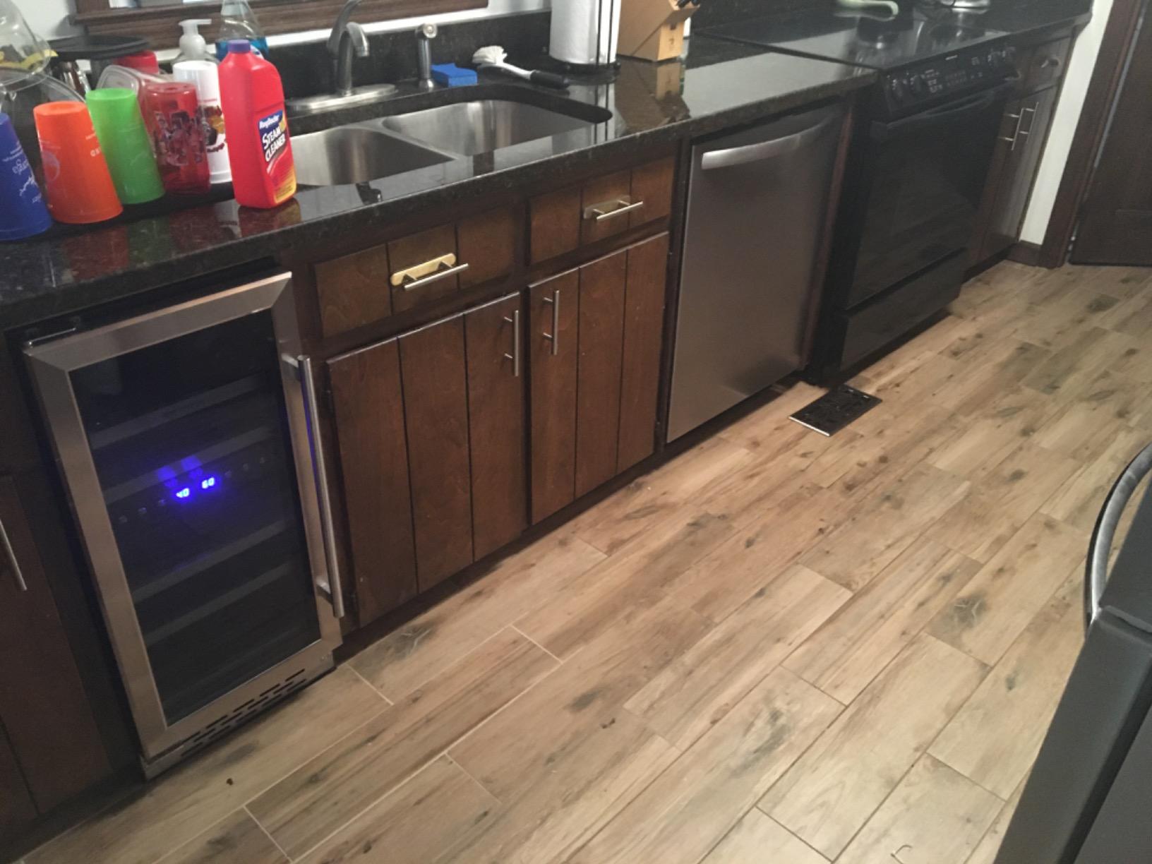 Phiestina Beverage Refrigerator 24Inch 172 Cans Indoor/Outdoor Cooler customer photo 1