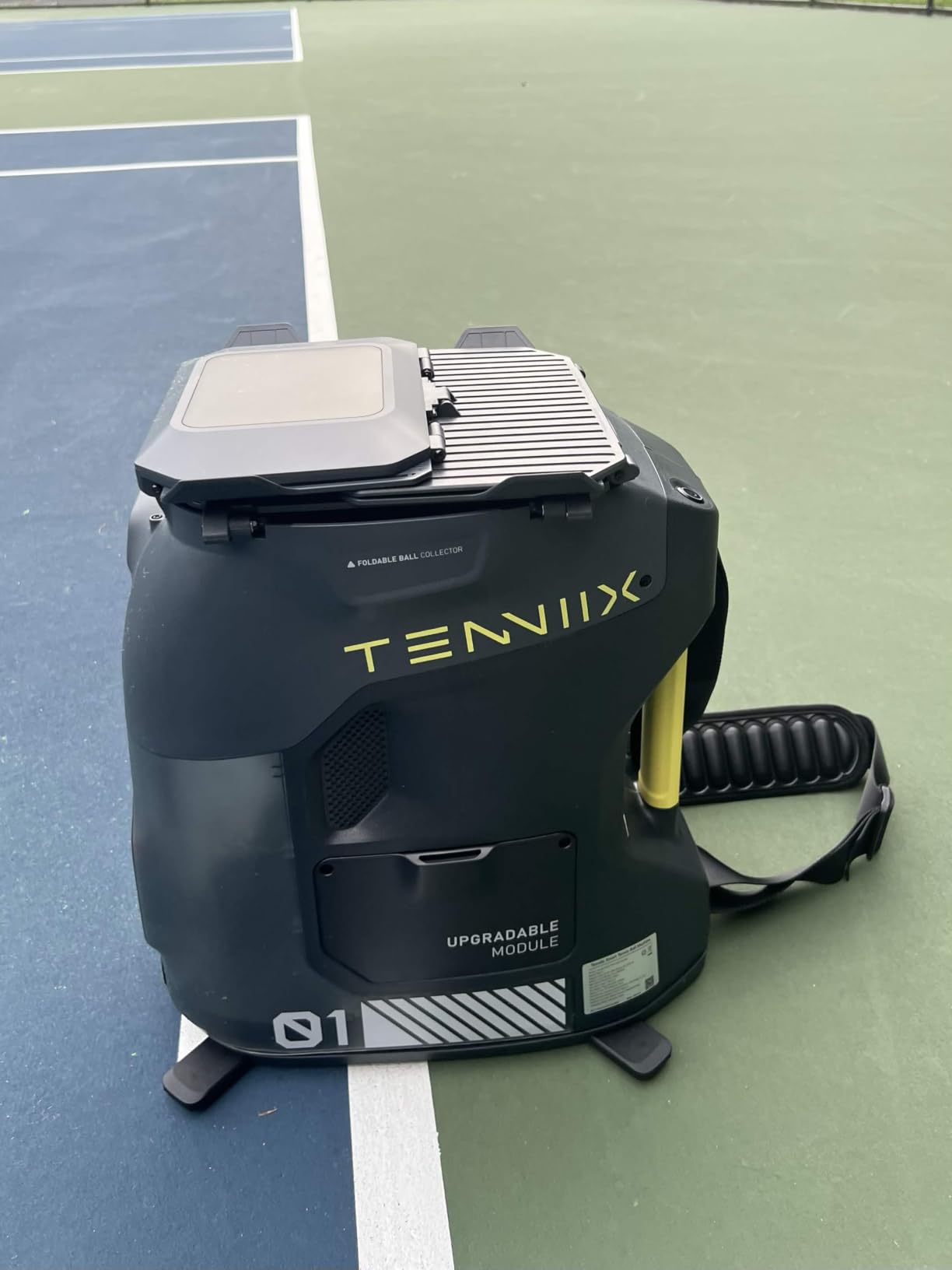 Basic Tennis Ball Machine, 18.7LB Portable Tennis Robot customer photo 1