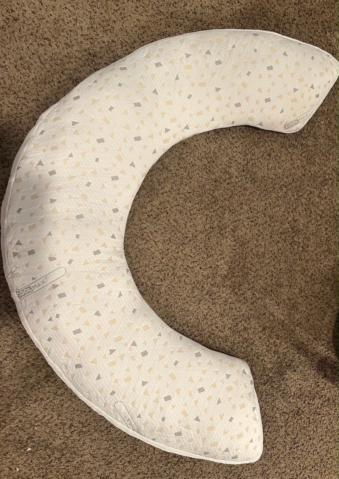 Jalsome C-Shaped Pregnancy Pillow for Sleeping, Full Body Maternity Pillow | Side Mesh, Ergonomic Slope Design, Removable & Washable Cover, Support for Back, Legs, Belly, Hips customer photo 1