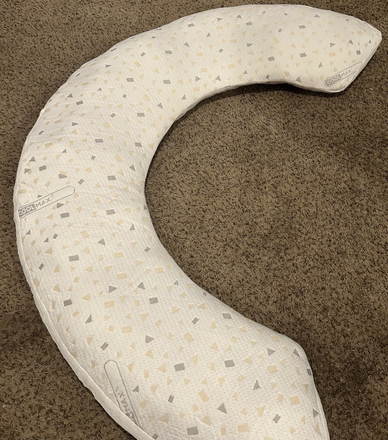 Jalsome C-Shaped Pregnancy Pillow for Sleeping, Full Body Maternity Pillow | Side Mesh, Ergonomic Slope Design, Removable & Washable Cover, Support for Back, Legs, Belly, Hips customer photo 2