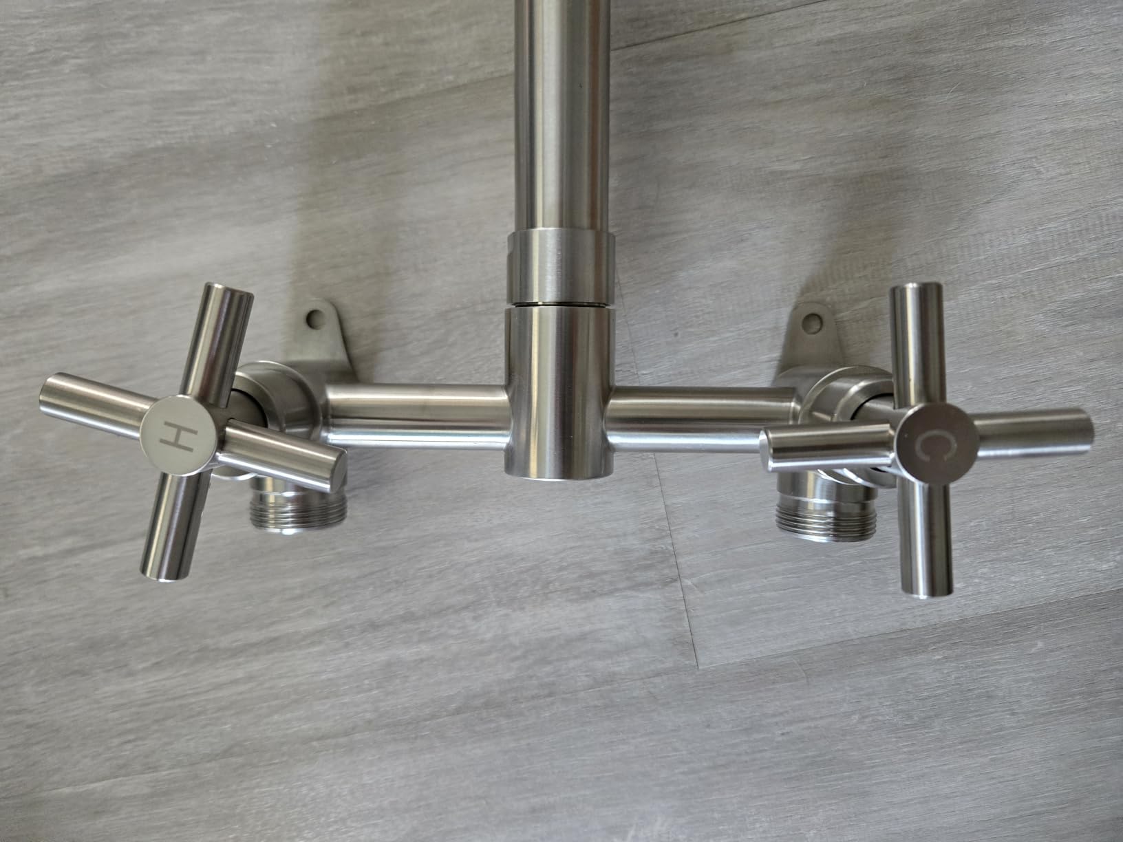 316 Marine-Grade Stainless Steel Wall-Mount Outdoor Shower Kit customer photo 1