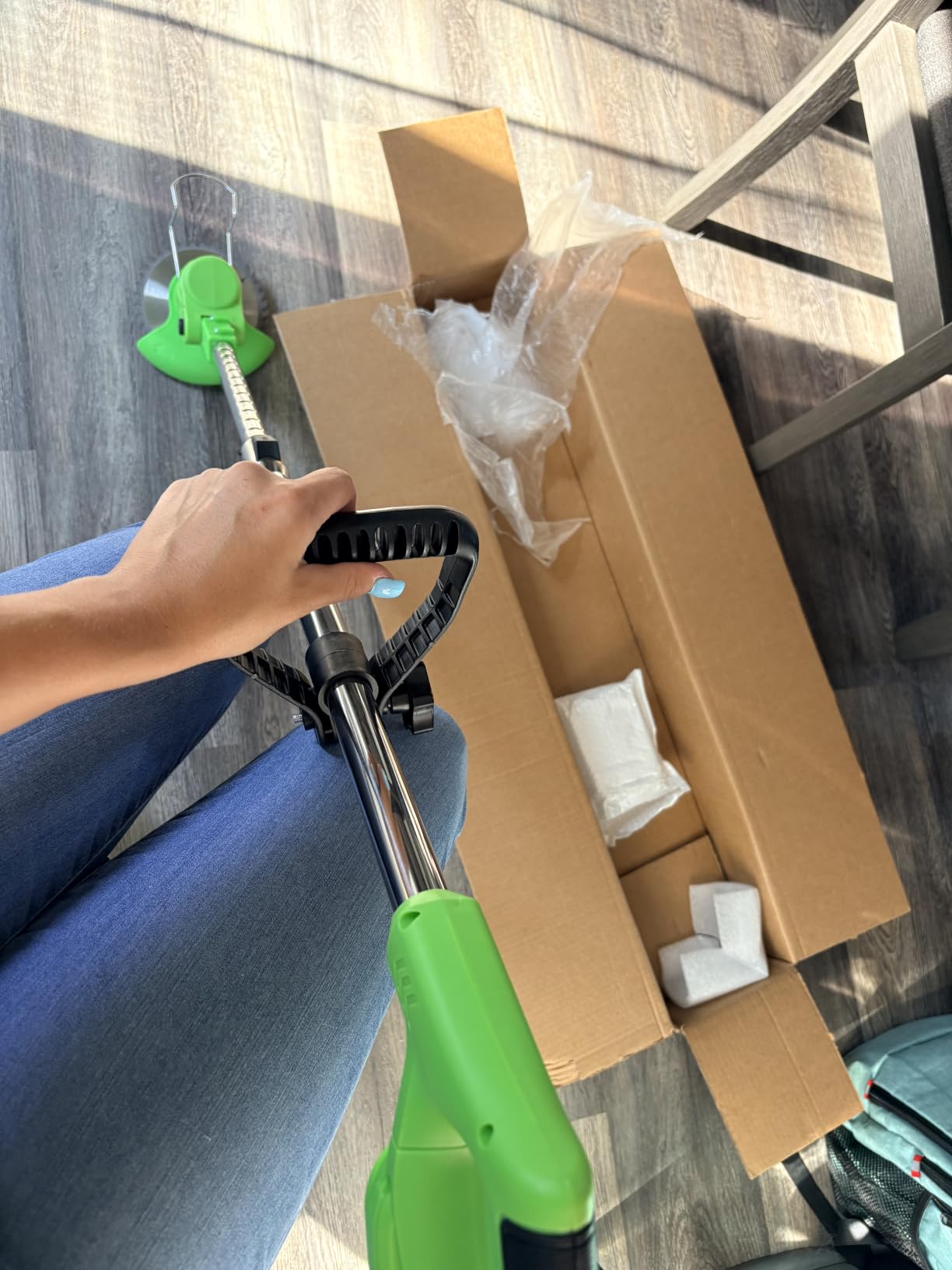 Cordless Weed Wacker Eater Brush Cutter Weed Trimmer with Blade Stringless customer photo 1