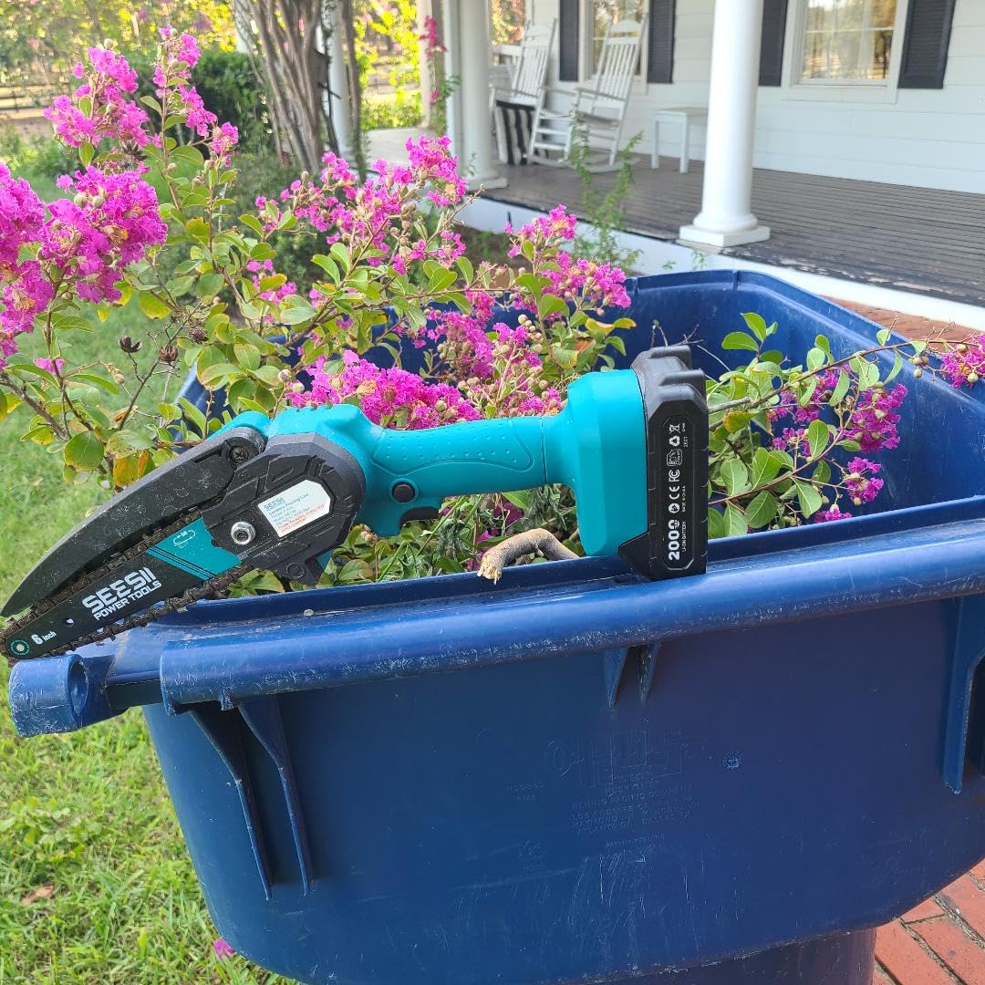 SEESII 40V Electric Chainsaw Cordless 18-Inch with 2 x 5.0Ah Batteries | 2200W Brushless Chain Saw with 2 x Chargers, Auto-Oiling, Tool-free Tension, Electric Saw for Tree Felling, Wood Cutting customer photo 1