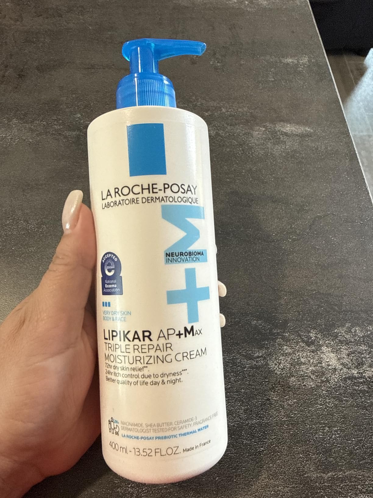La Roche-Posay Lipikar AP+MAX Triple Repair Moisturizing Body Cream customer photo 1