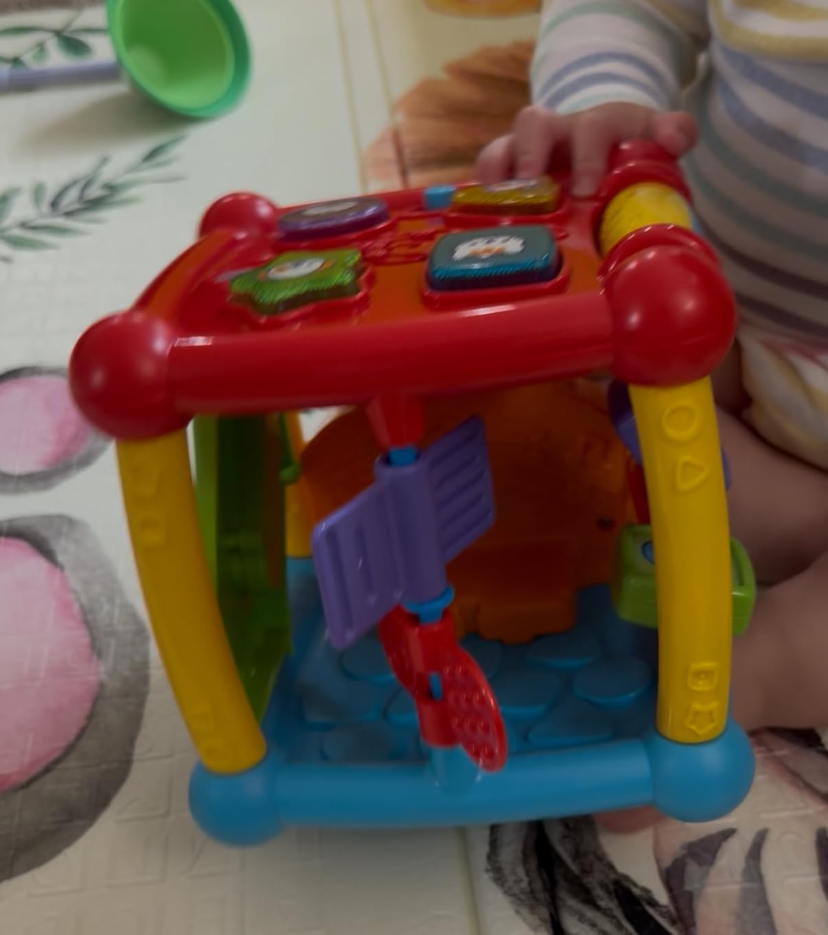 VTech Busy Learners Activity Cube, Purple customer photo 1