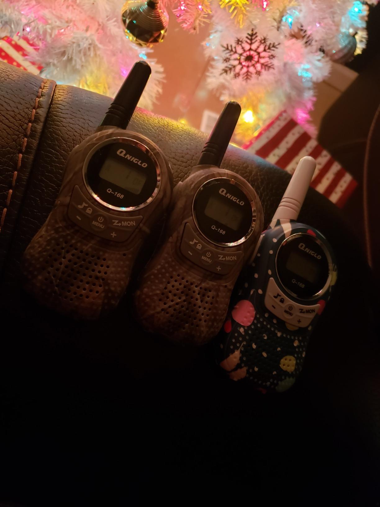 Qniglo Walkie Talkies for Kids, 22CH Rechargeable Camo Kids Walkie Talkie customer photo 1