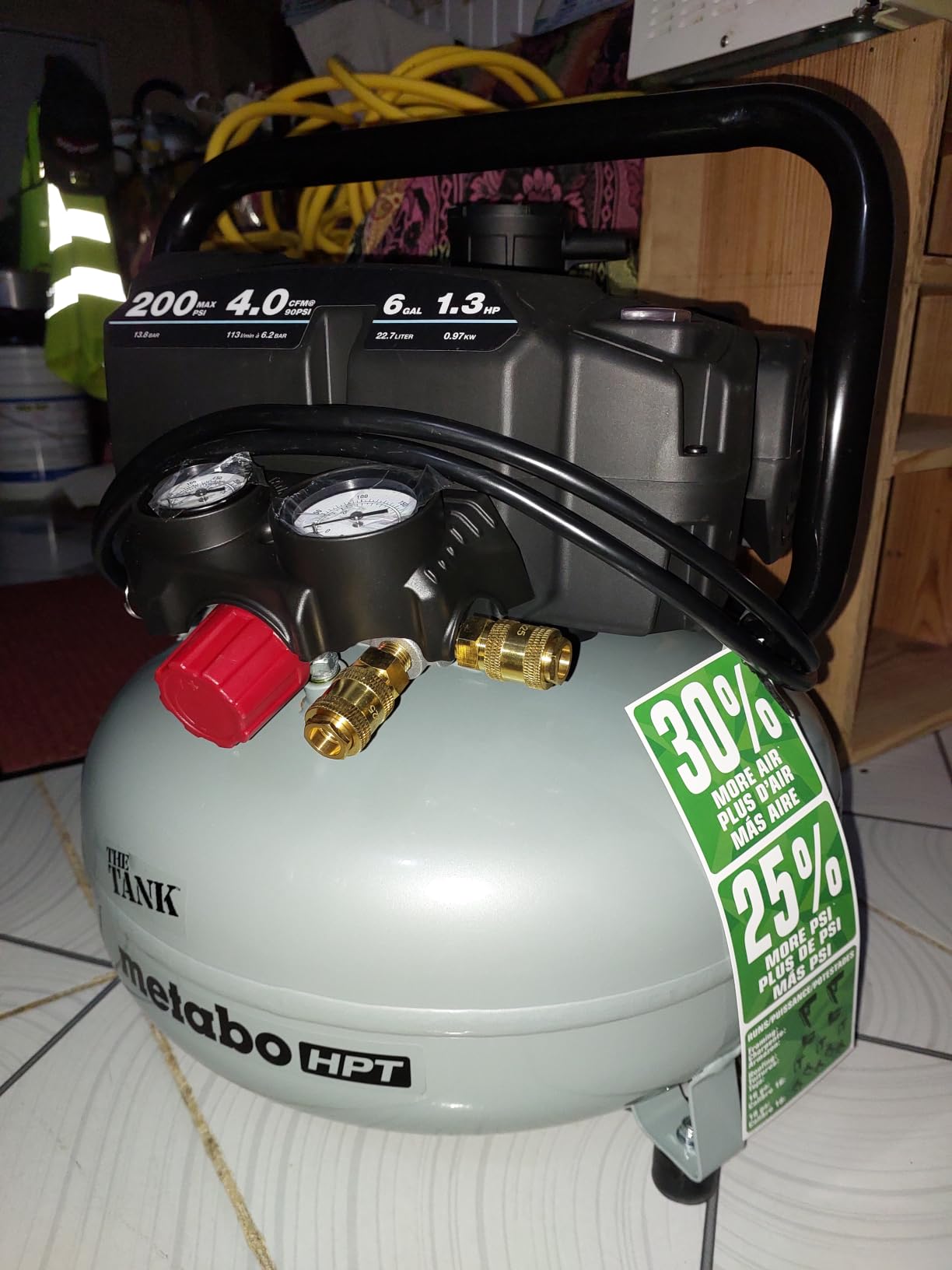 Metabo HPT Portable Pancake Air Compressor, 6 Gallon 200 PSI, EC914S customer photo 1
