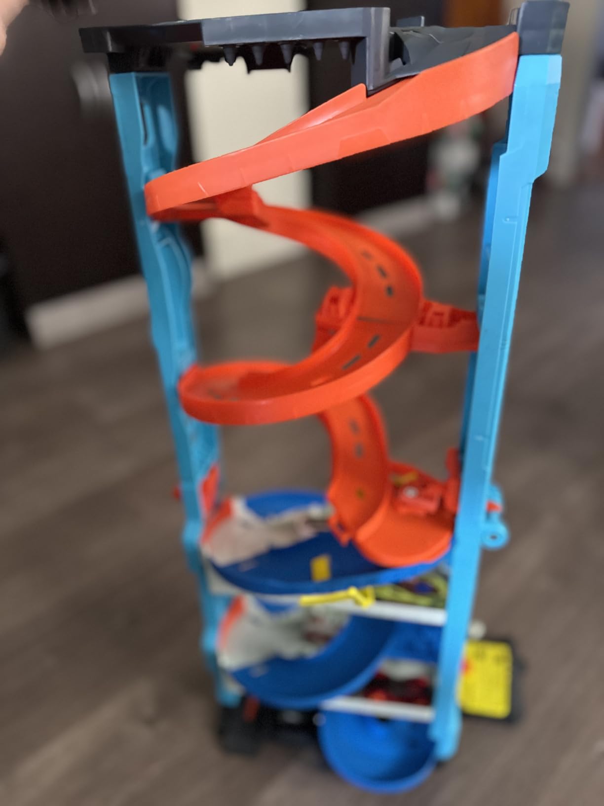 Hot Wheels City Transforming Race Tower & 1 Toy Car customer photo 2