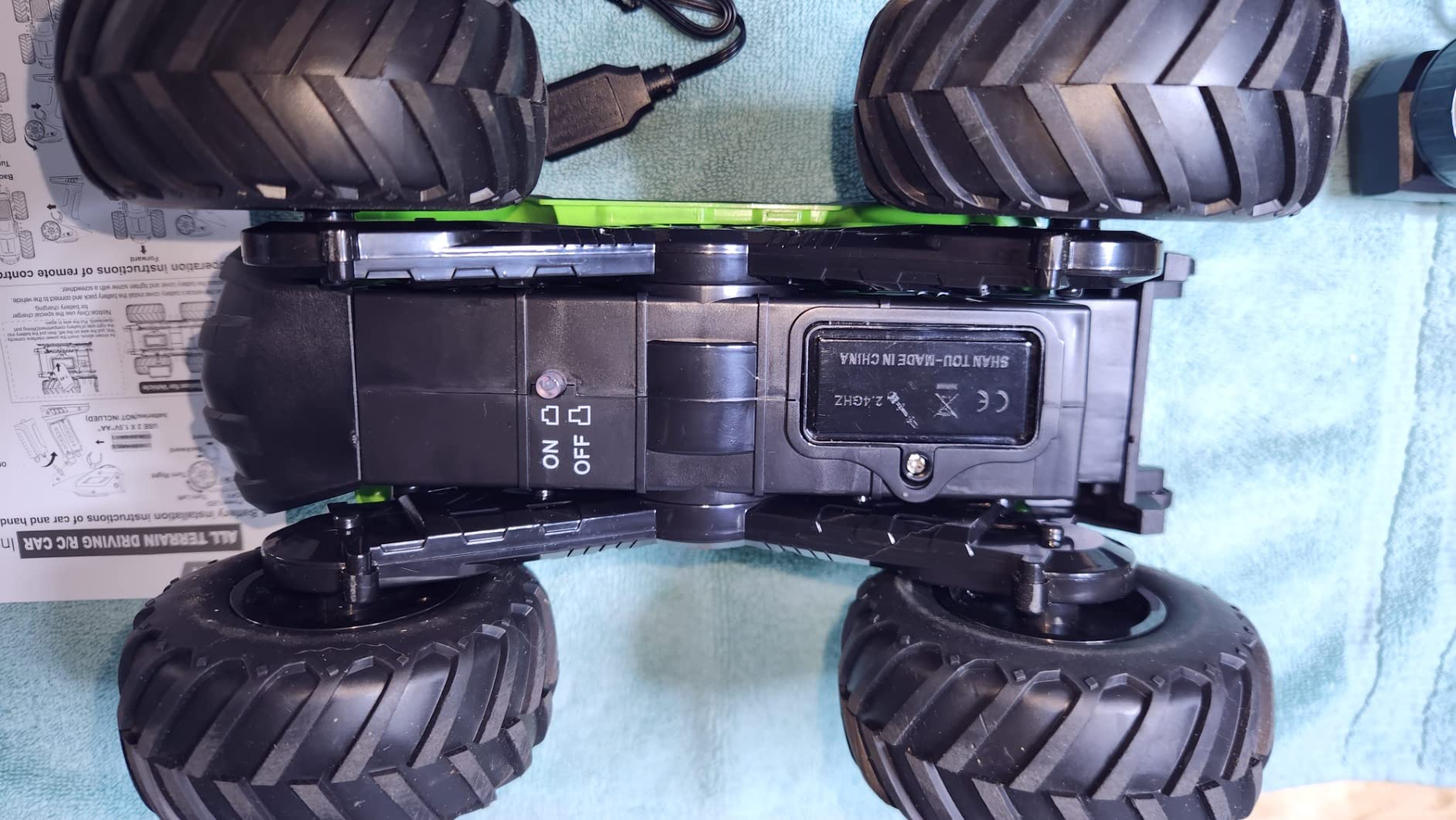 STEMTRON Amphibious RC Car 1:16 4WD Waterproof Monster Truck customer photo 2