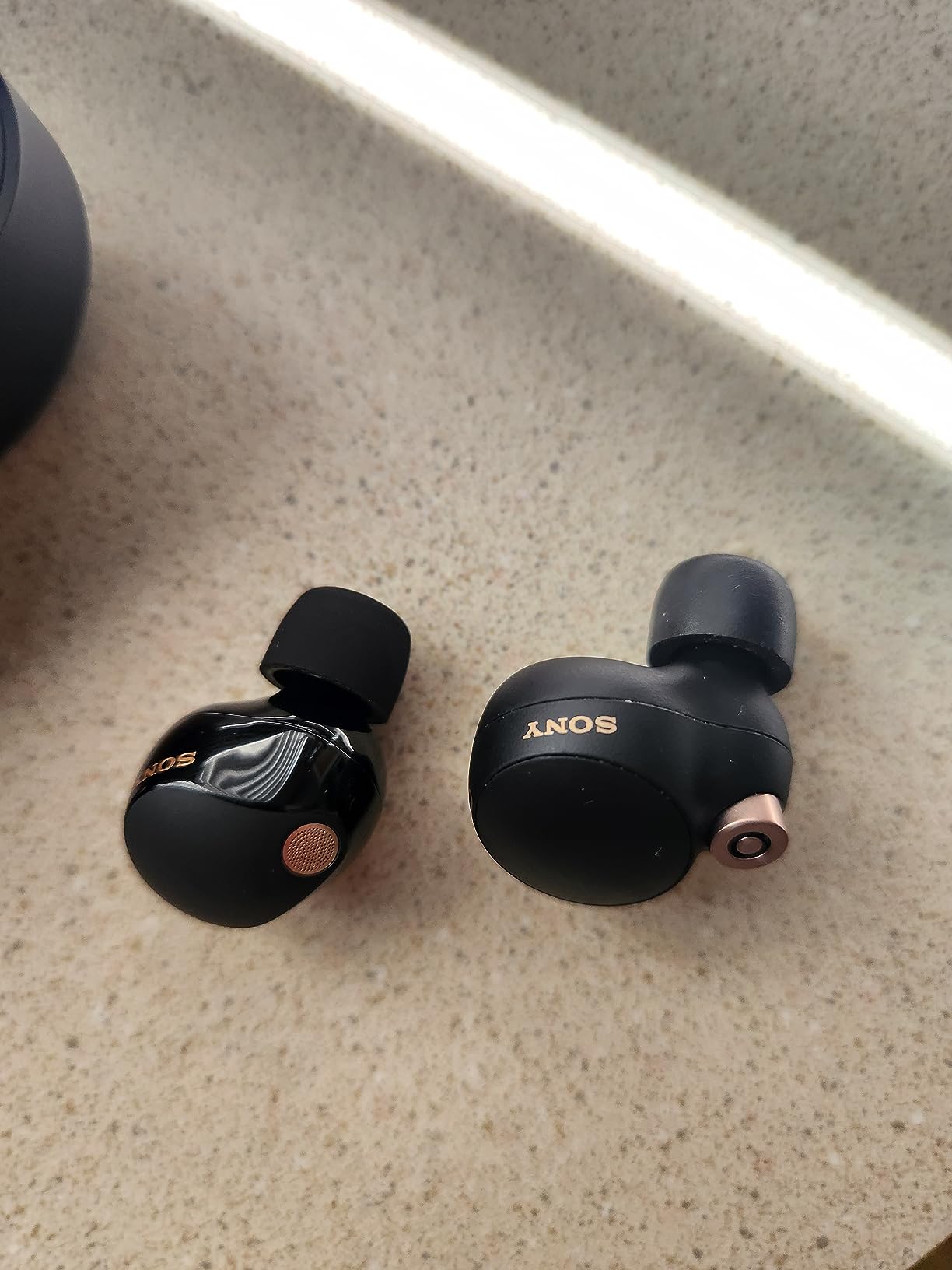 Sony WF-1000XM5 Premium Noise Cancelling Truly Wireless Earbuds, Silver customer photo 1