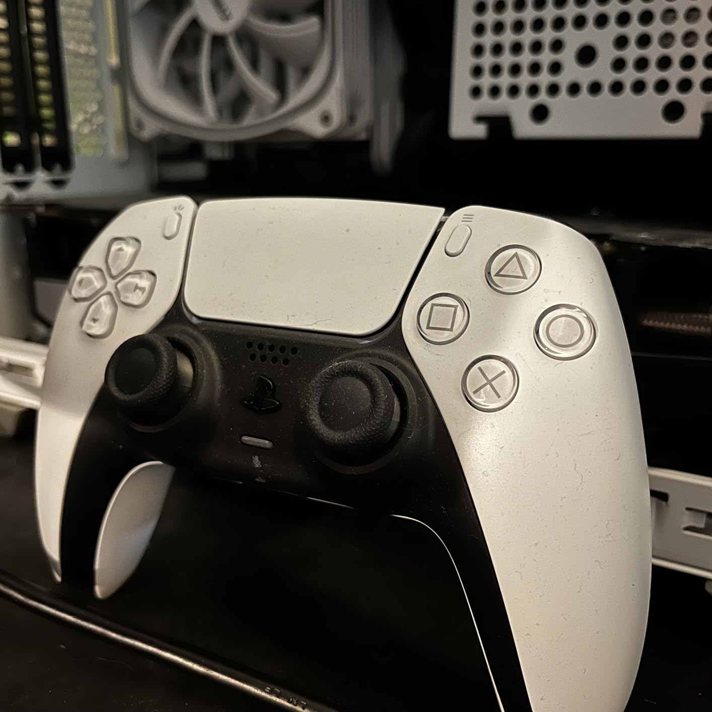 PlayStation DualSense® Wireless Controller - White customer photo 2