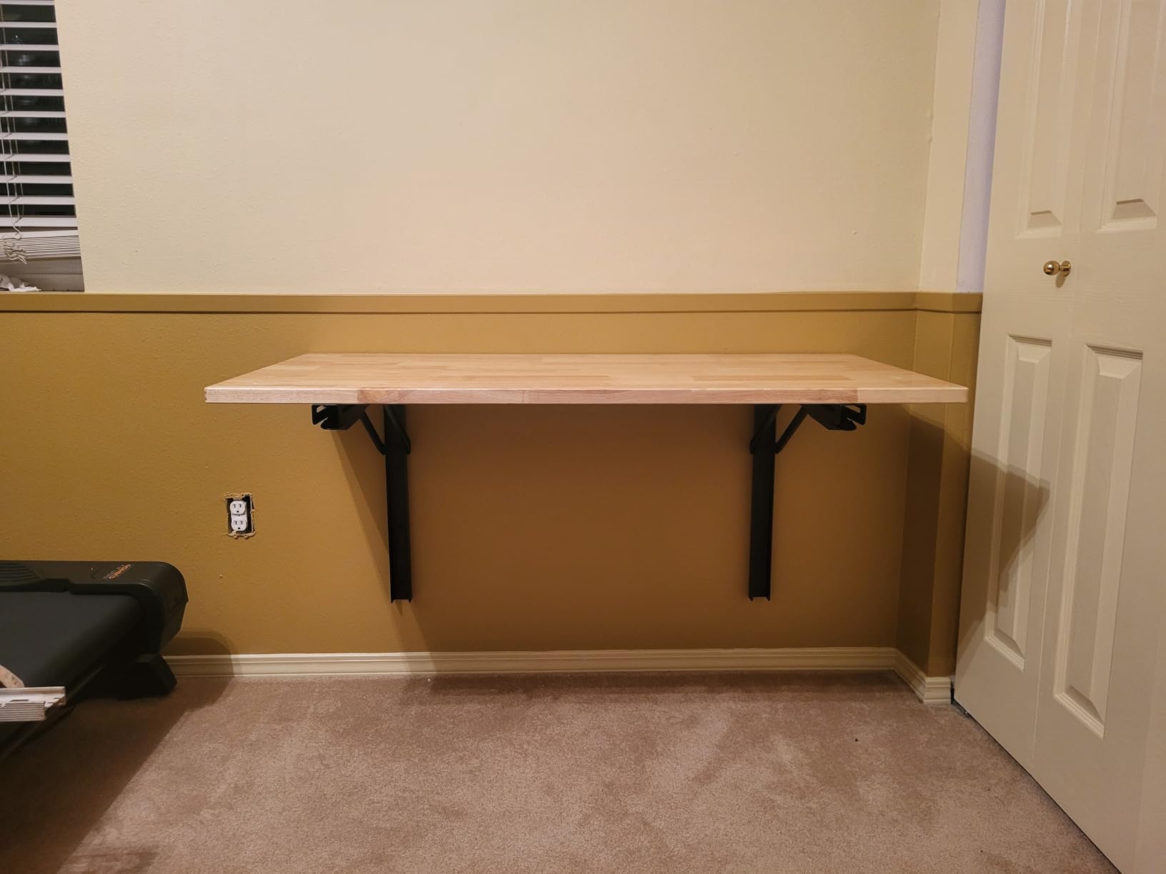 Wallmaster Wall Mounted Folding Workbench Heavy Duty Fold Down Work Table customer photo 2