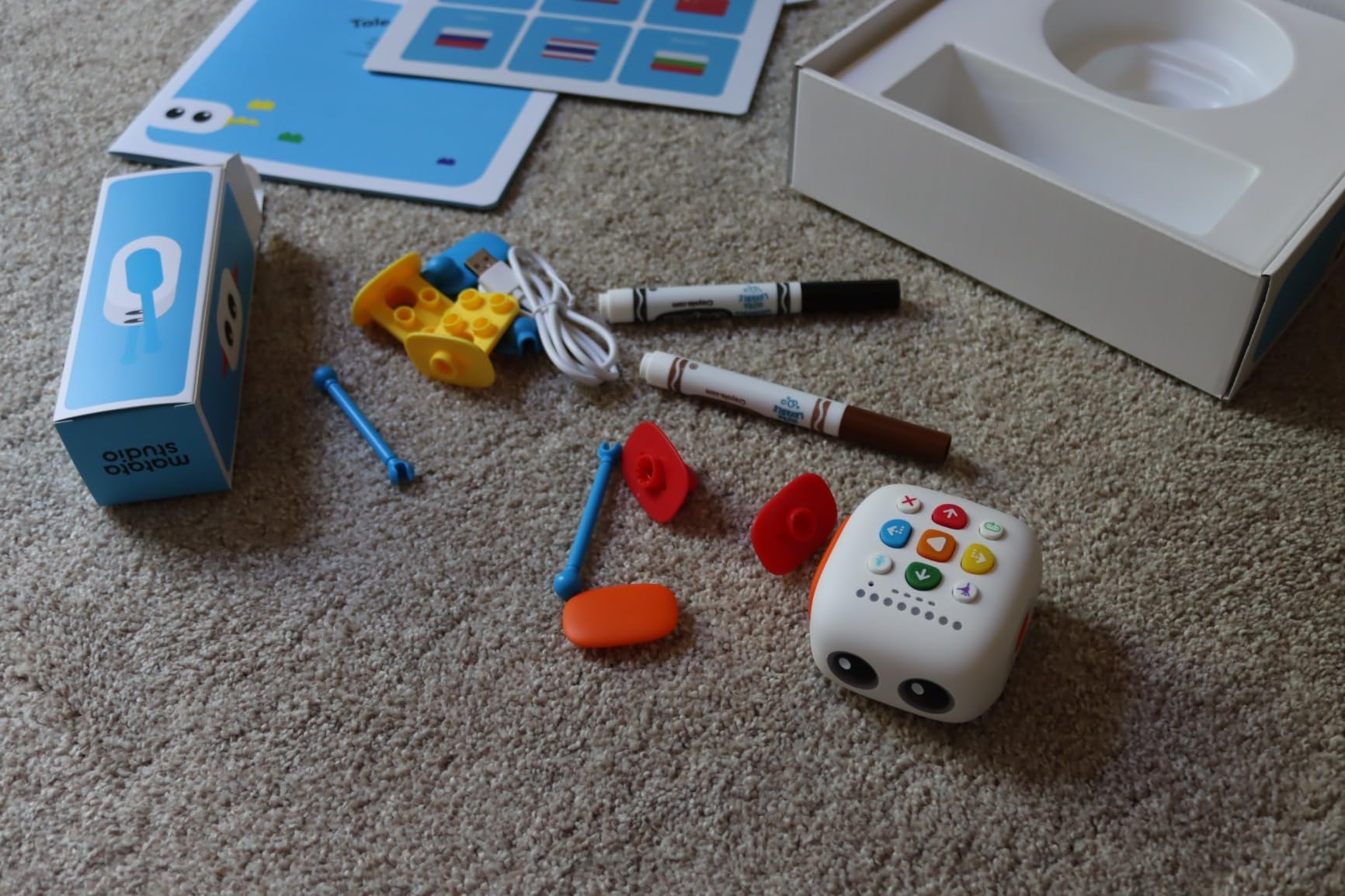 TaleBot Pro Coding Robot for Kids 3-5, Screen-Free STEM Toy customer photo 1