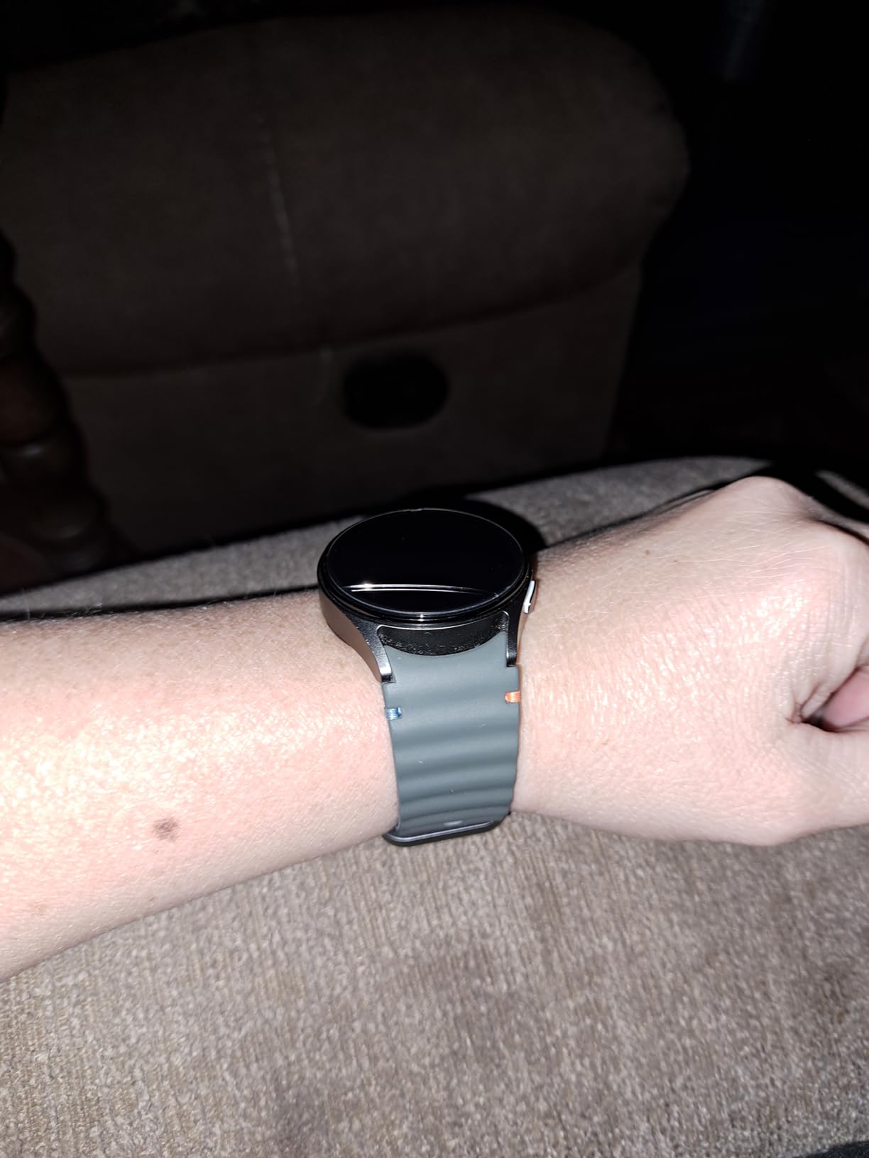 Samsung Galaxy Watch 7 44mm LTE AI Smartwatch w/Energy Score, Wellness Tips, Heart Rate Tracking, Sleep Monitor, Fitness Tracker, 2024, Silver [US Version, 1Yr Manufacturer Warranty] customer photo 1