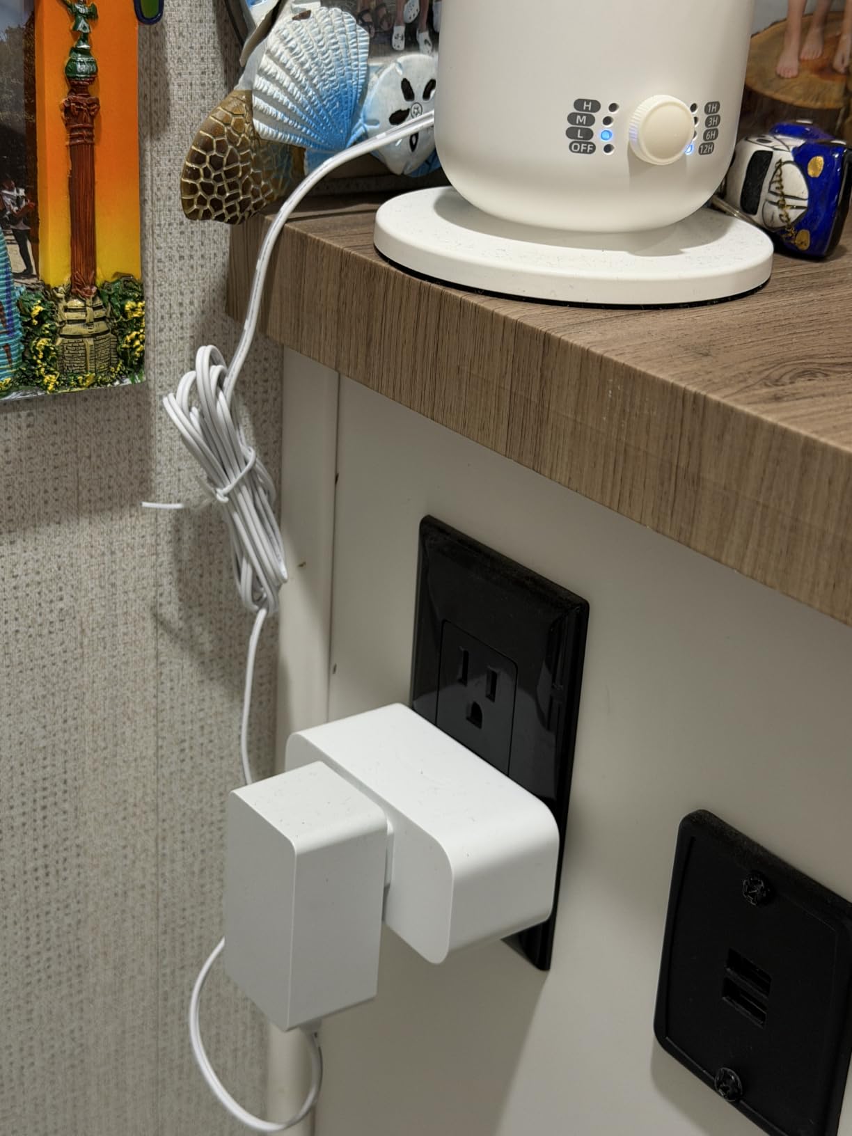 Amazon Smart Plug, Works with Alexa, Simple Setup, Endless Possibilities (2-Pack) customer photo 1