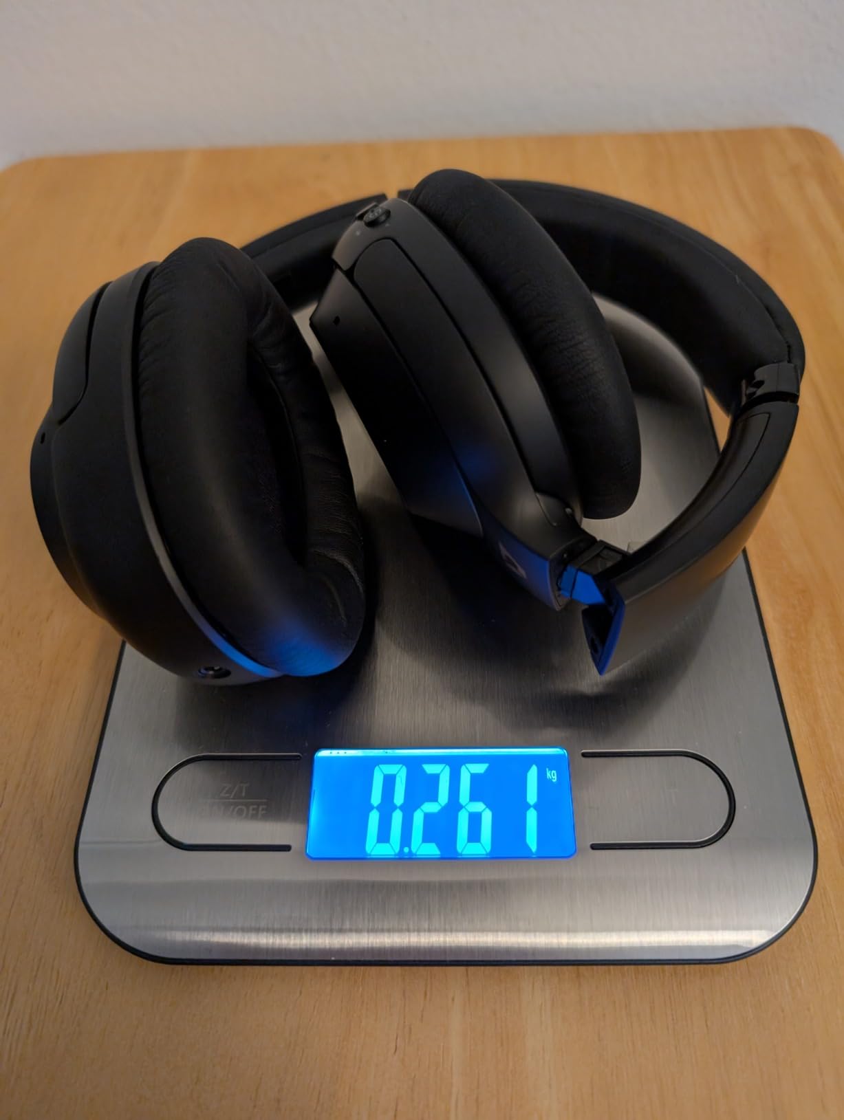 Riibox Y7Pro Hybrid Active Noise Cancelling Headphones for Airplane Travel customer photo 2