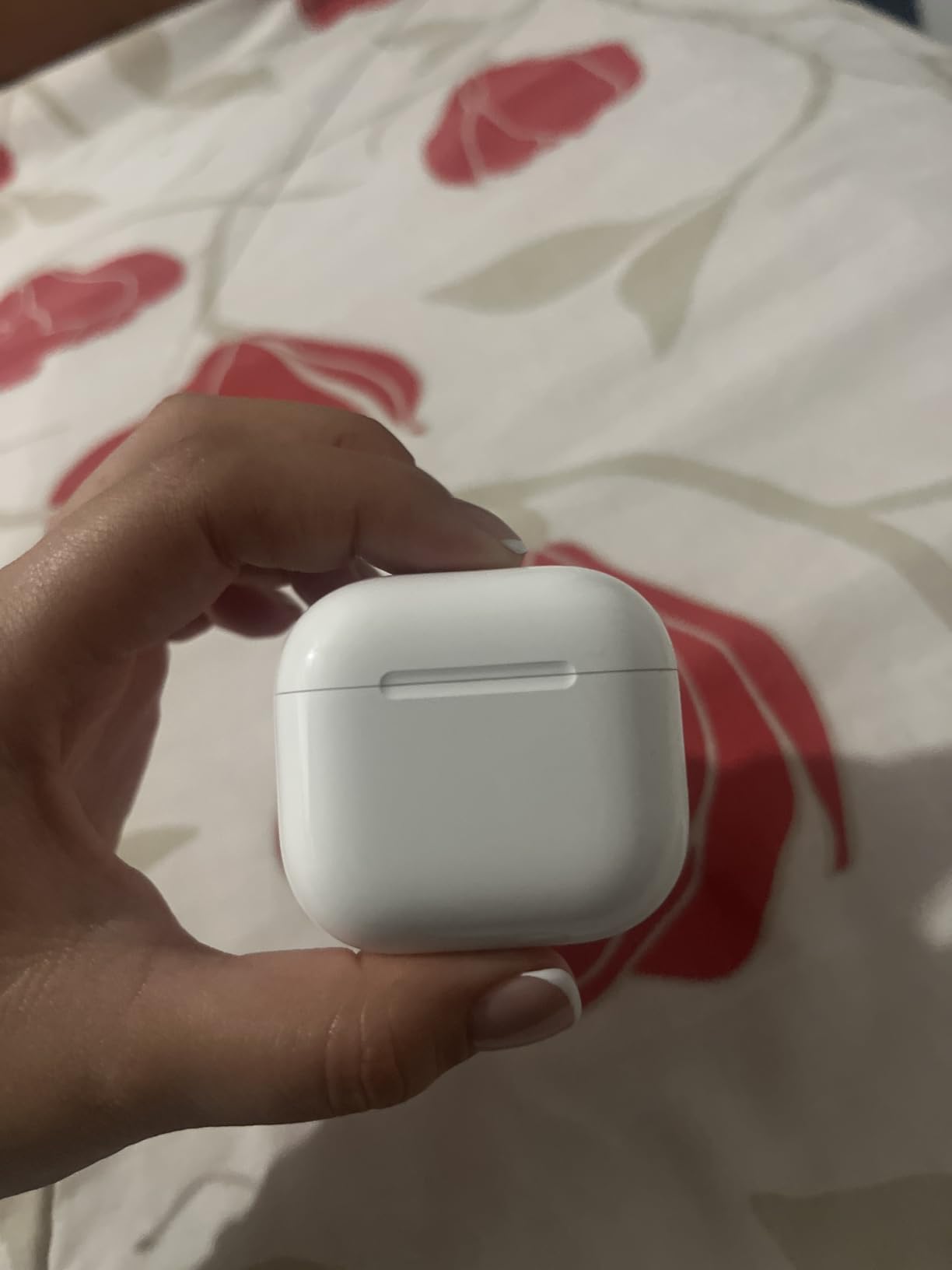 Apple AirPods 4 with Active Noise Cancellation (Renewed) customer photo 2