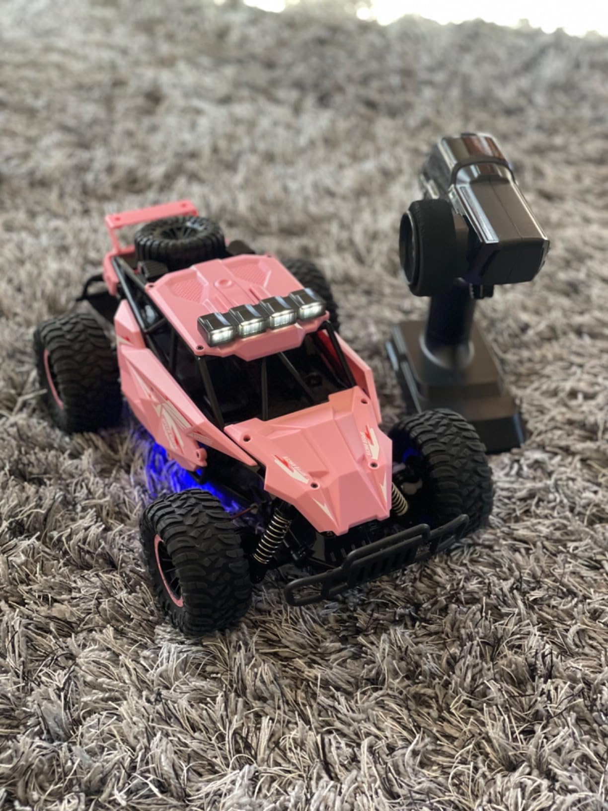 kolegend Remote Control Car 2.4GZh High Speed 25km/h RC Monster Trucks 50+min with LED Headlight and Rechargeable Battery for Boys Girls Kids customer photo 1