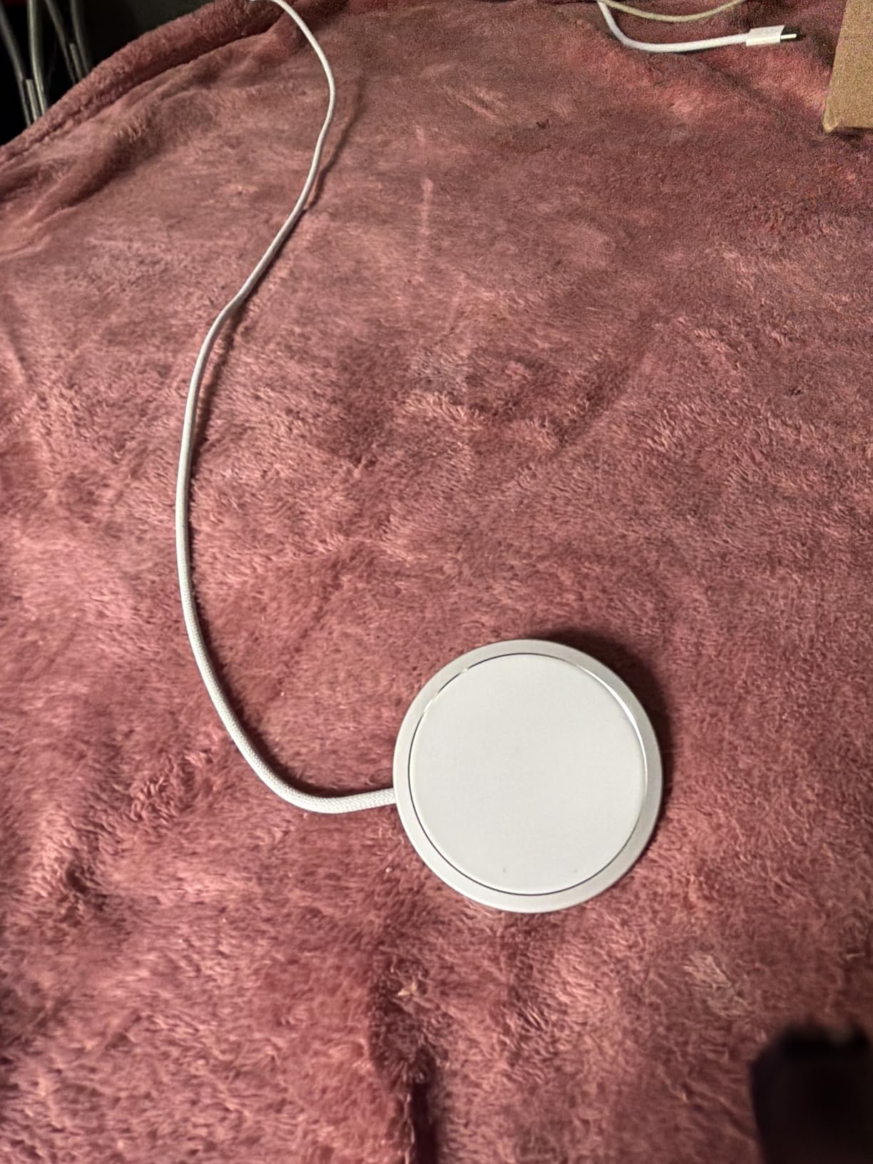 Apple MagSafe Charger (2 m): Wireless Charger with Fast-Charging Capability customer photo 2
