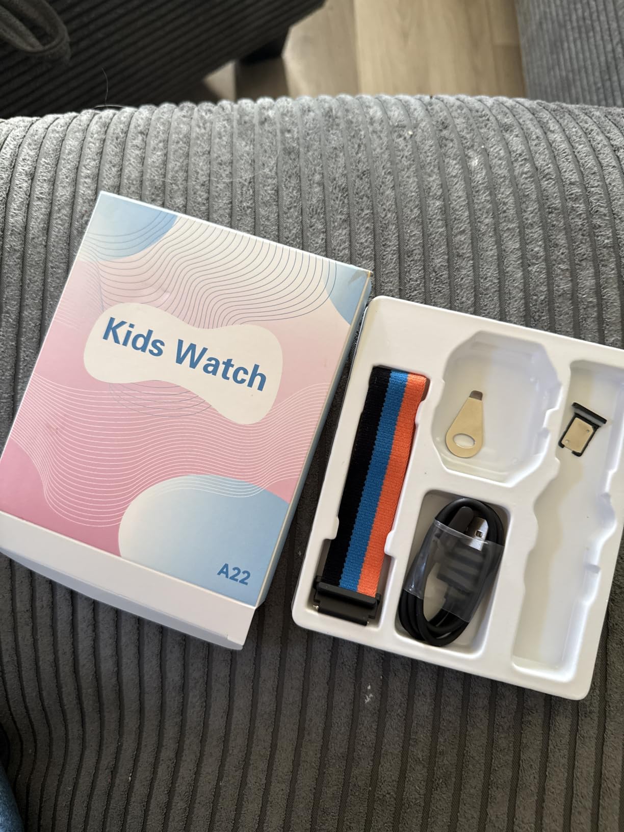 4G Kids Smart Watch for Boys Girls with GPS Tracker, SOS, Two Way Call Video Calling Voice Chat,School Mode, Alarm Clock,Safe Zones,Pedometer,Stopwatch,Games Children Smartwatch for 4-12 (4G Blac) customer photo 2