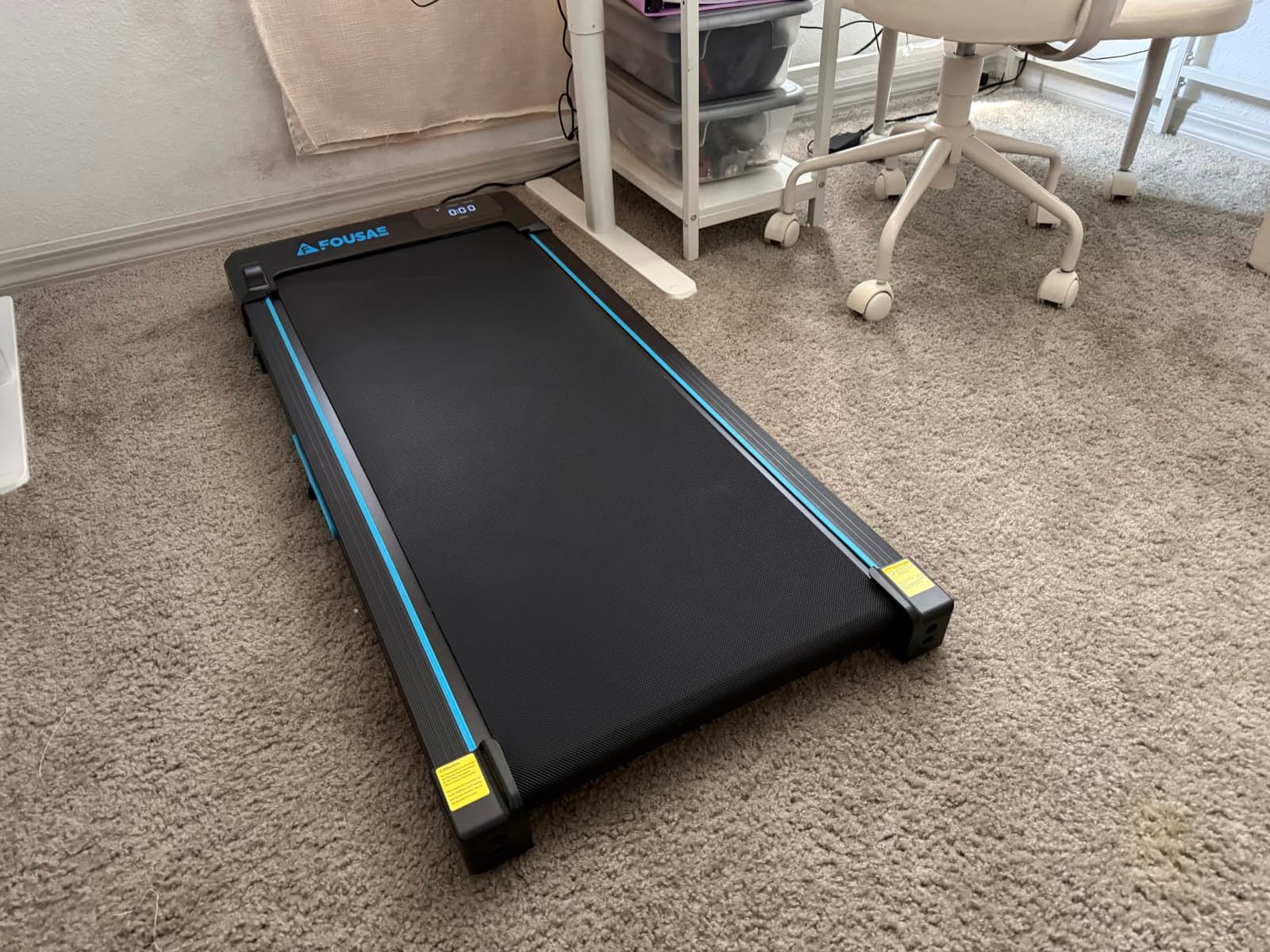 Walking Pad, FOUSAE 6.2MPH Under Desk Walking Pad with 10% Incline, Treadmills for Home with Double Frame, 2.75HP Brushless Drive Treadmill, 12 HIIT Programs, Remote Control, 350LBS Capacity customer photo 1