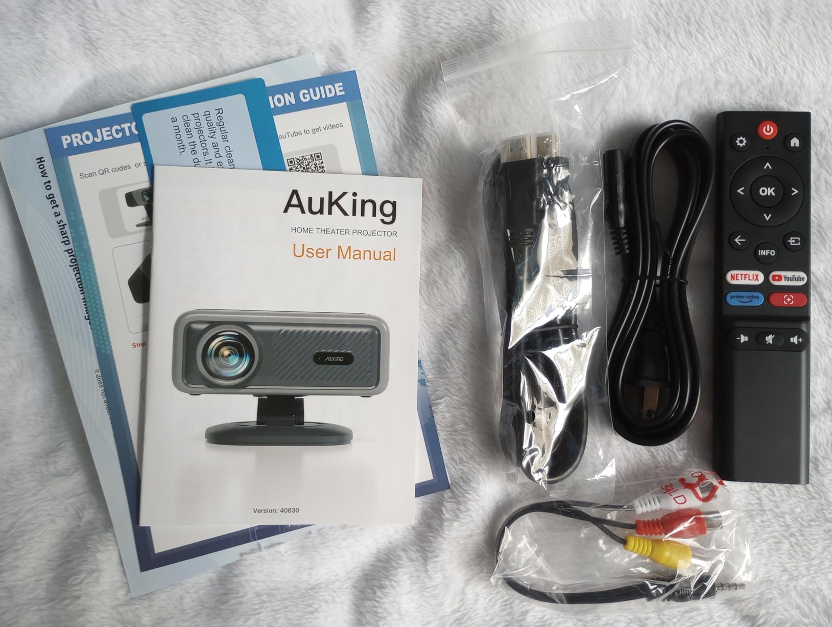 AuKing 5000 ANSI & 70W Dolby 4K Outdoor Projector with Auto Focus customer photo 1