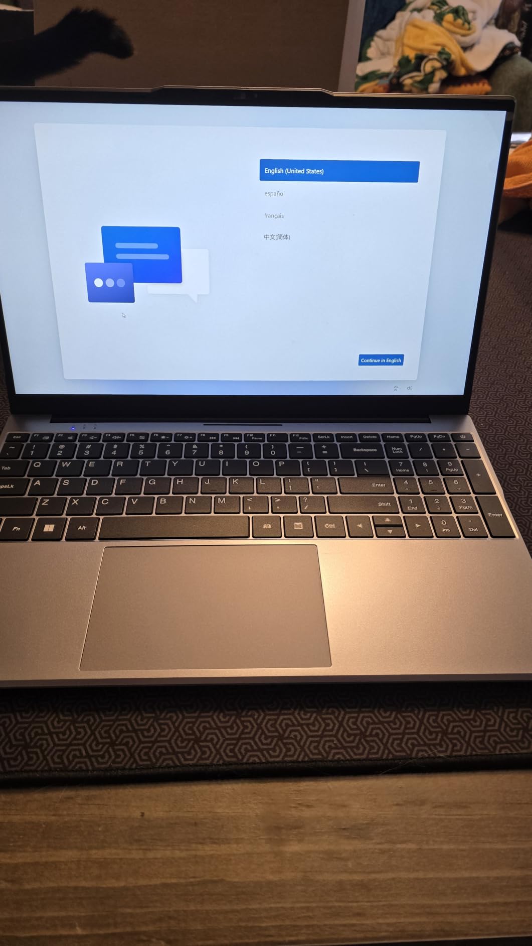15.6 inch Laptop, Core 8100Y, 4GB So-Dimm RAM, 128GB SSD, Windows 11 customer photo 1